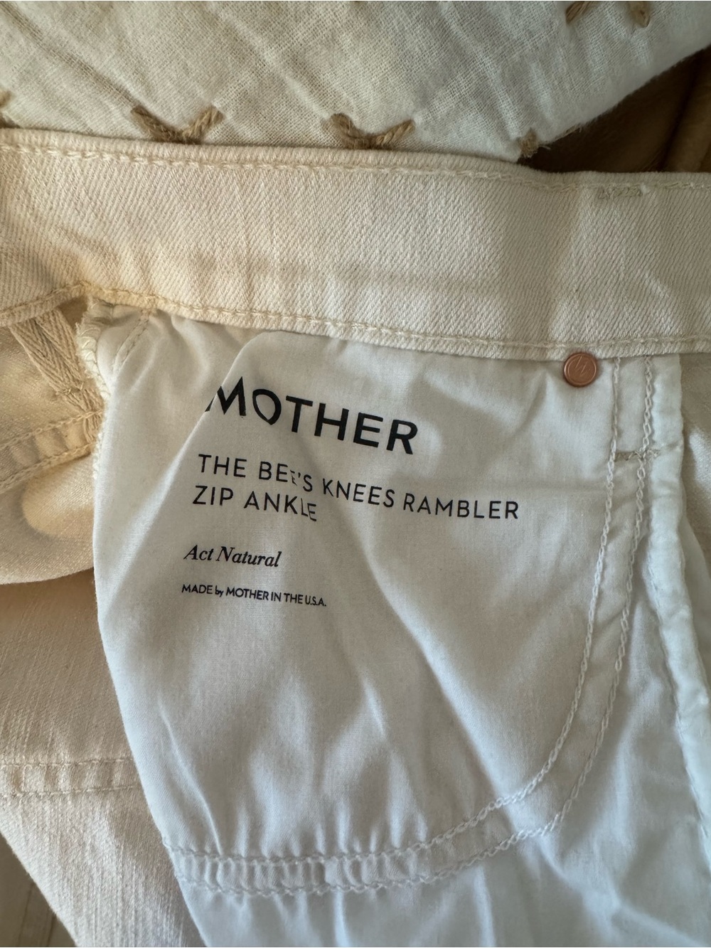 MOTHER Ecru Jeans - Picture 5 of 5